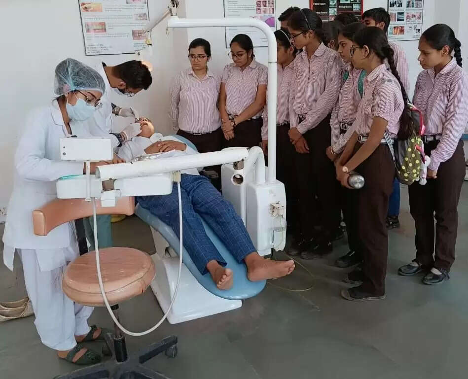 दयानन्द स्कूल चौपटा के विद्यार्थियों ने जे सी डी विद्यापीठ  का किया शैक्षणिक भ्रमण, दांतों के रोगों के कारण व निवारण जाने&nbsp;| Chopta Plus