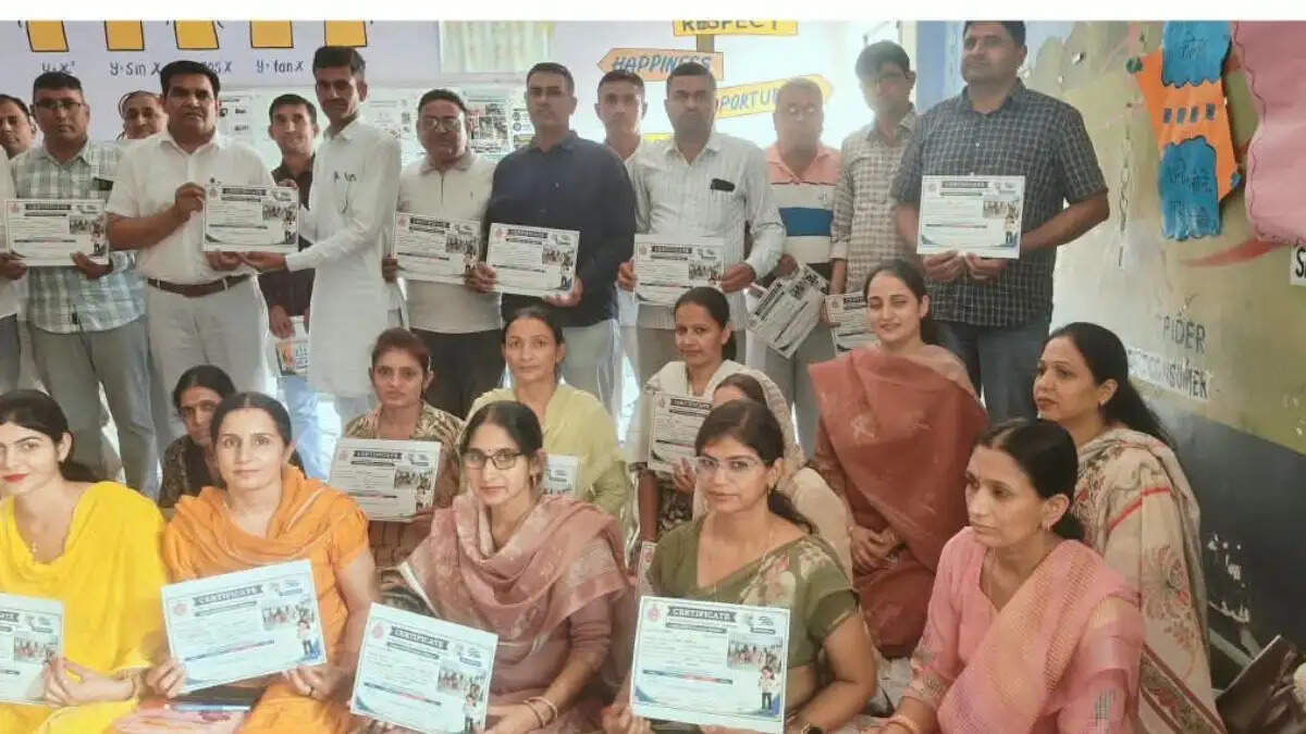 निपुण हरियाणा मिशन नाथूसरी चोपटा खंड में 120 प्राथमिक शिक्षकों को प्रक्षिशित 55