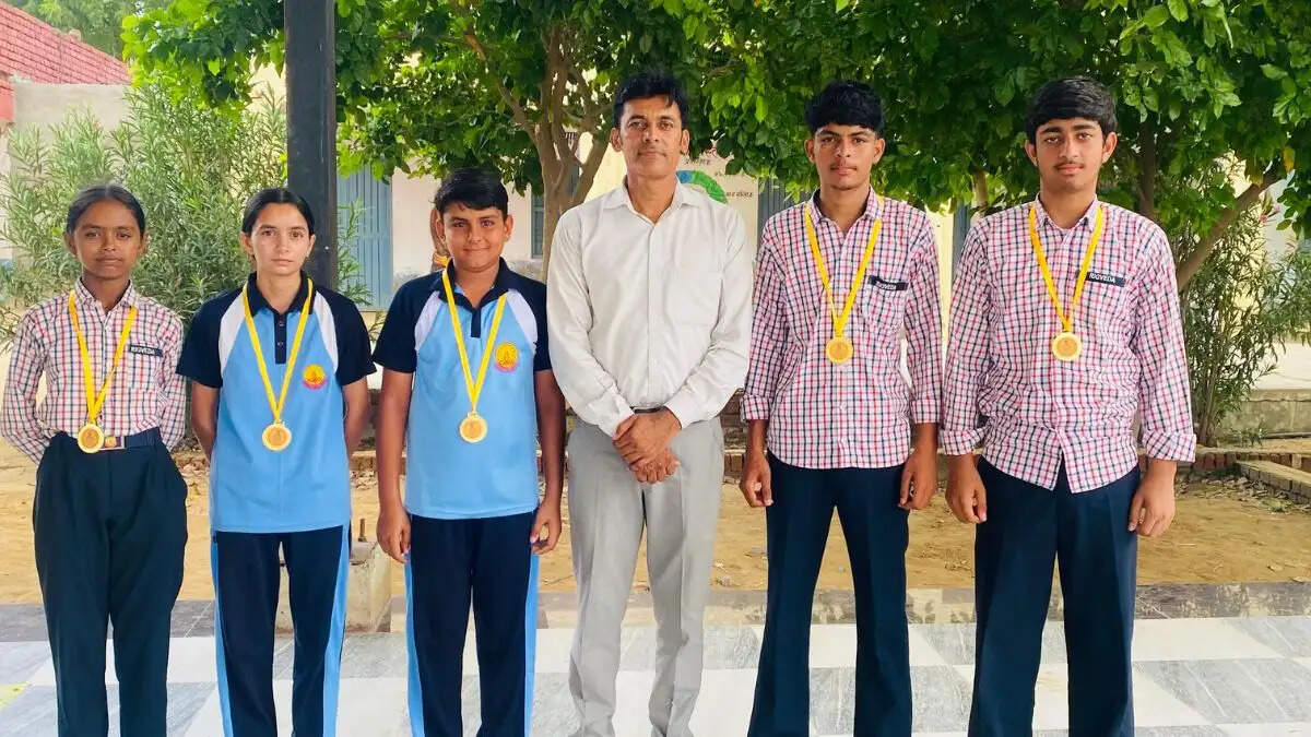 शक्कर मंदोरी के ऋग्वेदा स्कूल के खिलाड़ियों ने ब्लॉक स्तरीय प्रतियोगिता में मचाया धमाल