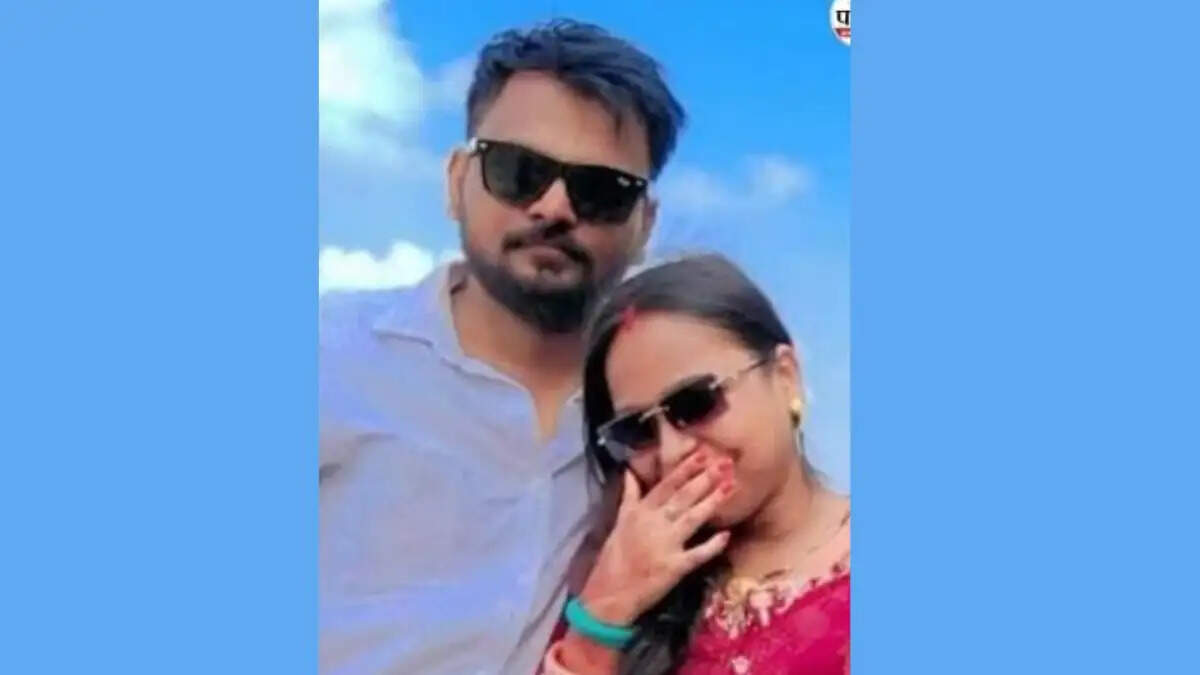 उदयपुर में दर्दनाक हादसा: ट्रक में पीछे से घुसी कार, नवविवाहित दंपती की मौके पर मौत