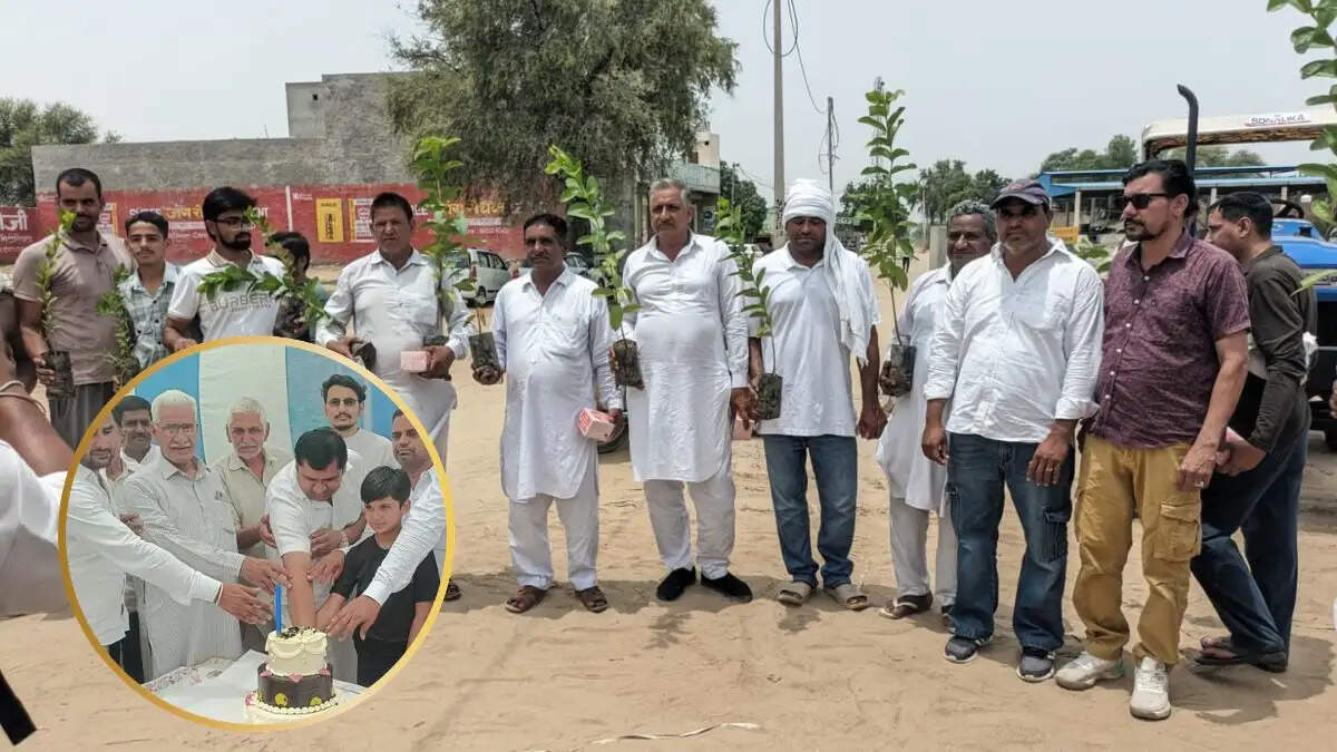Sandip Bainiwal Jakhodia birthday tree plantation