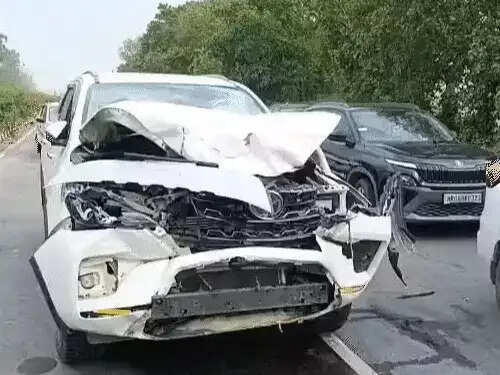 hisar-mp-jayaprakash-car-accident-uchana-2026