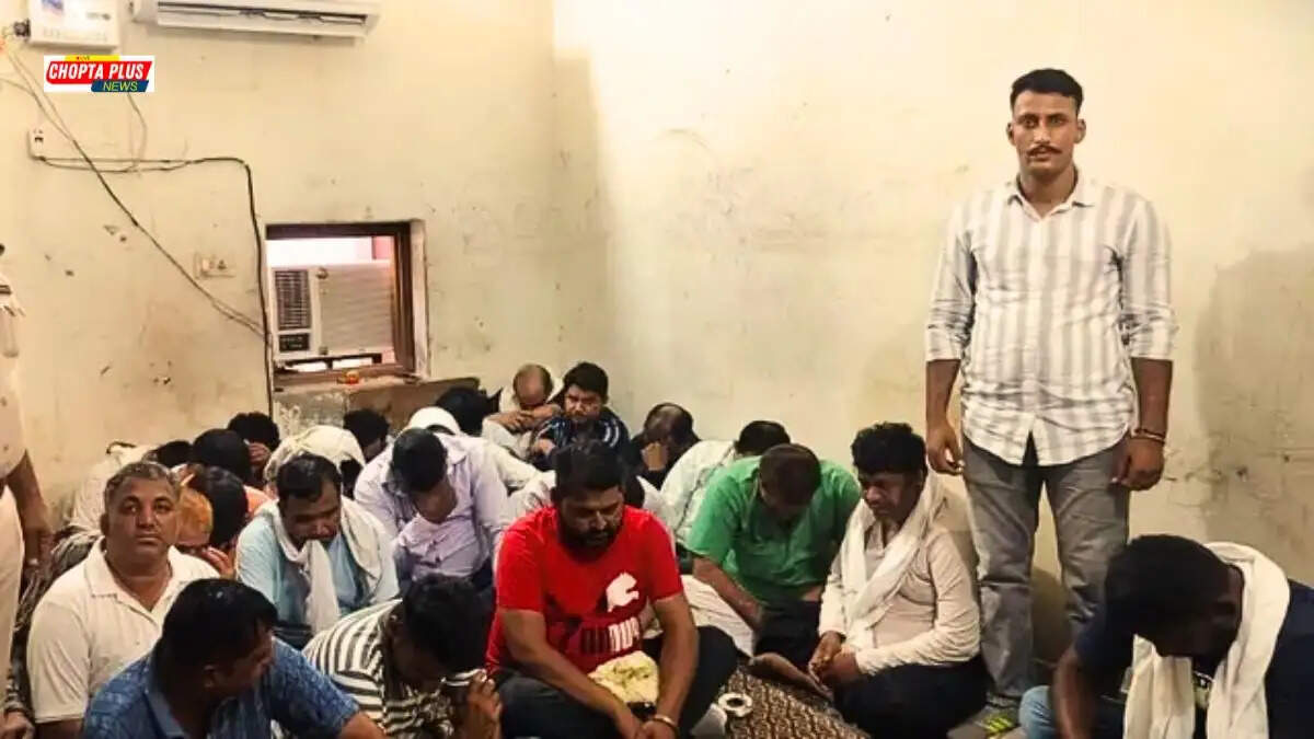 सिरसा में सीआईए पुलिस द्वारा जुए के अड्डे पर छापेमारी के दौरान पकड़े गए 25 आरोपी और बरामद की गई 5.71 लाख रुपये की नकदी