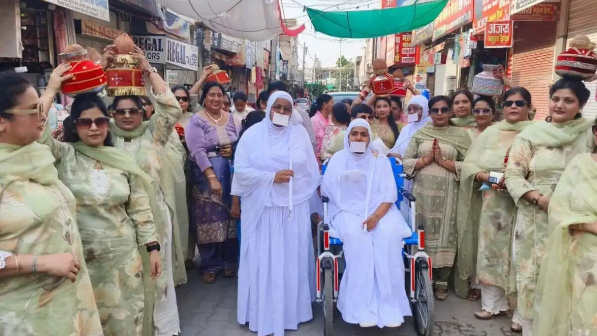 चातुर्मास का पावन अवसर: रानियां पहुंचीं साध्वियां, दिया आत्मशुद्धि व संयम का संदेश