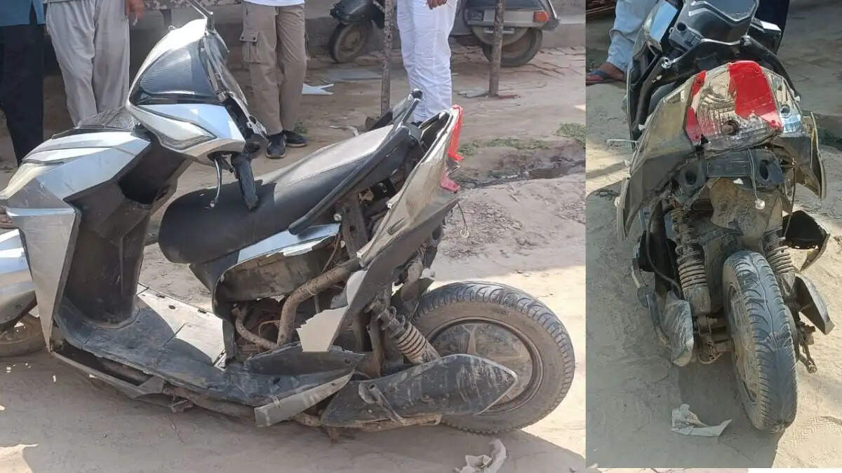 चौपटा में स्कॉर्पियो-स्कूटी टक्कर: दंपति घायल, सरपंच ने कराया अस्पताल में भर्ती