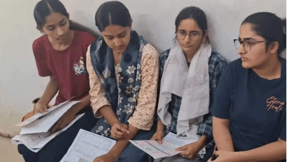 HSSC CET Group D 2026: अब तक 7.5 लाख से अधिक युवाओं ने किया रजिस्ट्रेशन, जाने परीक्षा का नया पैटर्न 