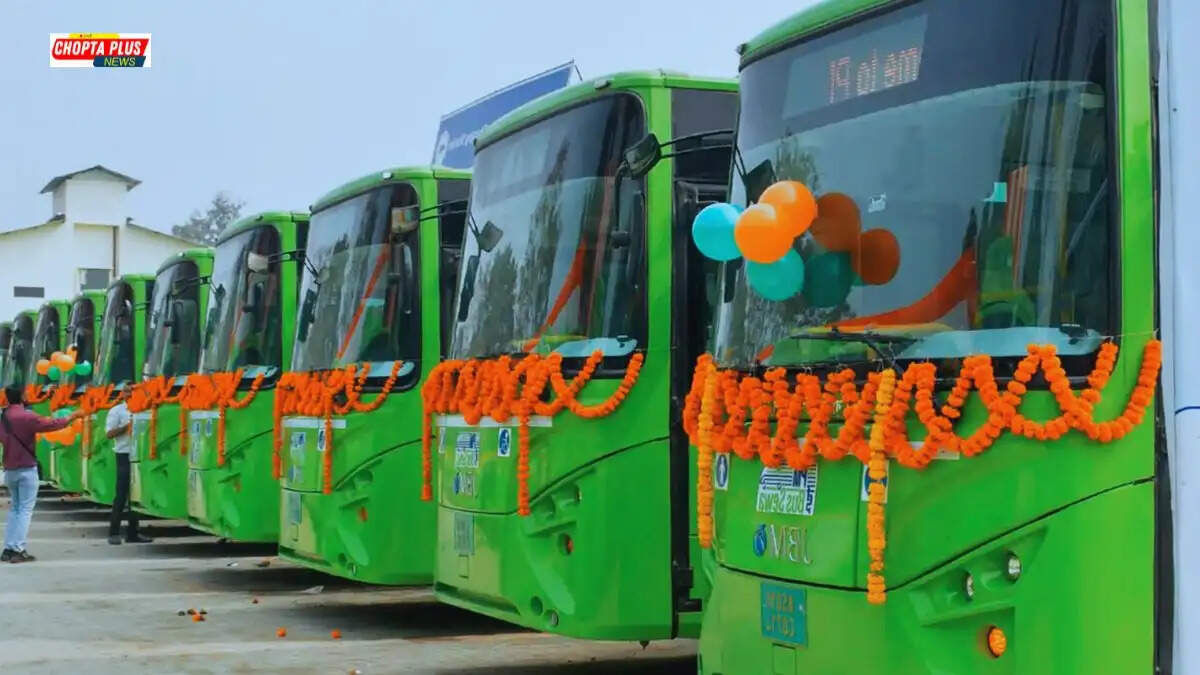 सोनीपत बस स्टैंड पर खड़ी हरियाणा रोडवेज की वातानुकूलित (AC) इलेक्ट्रिक बस