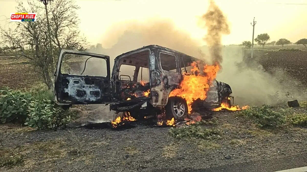 अजमेर के बोराड़ा में चलती स्कॉर्पियो कार में लगी भीषण आग, कांग्रेस नेता समेत 4 की मौत की जगह का दृश्य