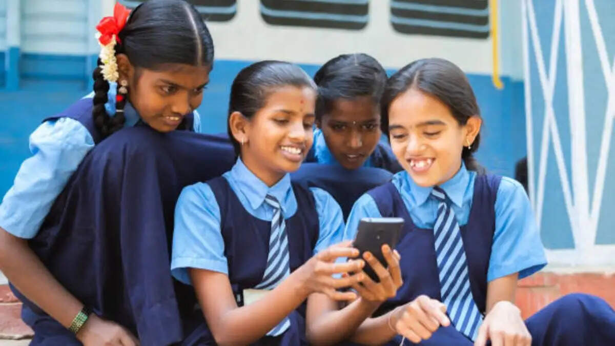 हरियाणा के स्कूलों में नहीं चलेगी पुरानी टाई, HSCPCR ने जारी की एडवाइजरी, जानें वजह