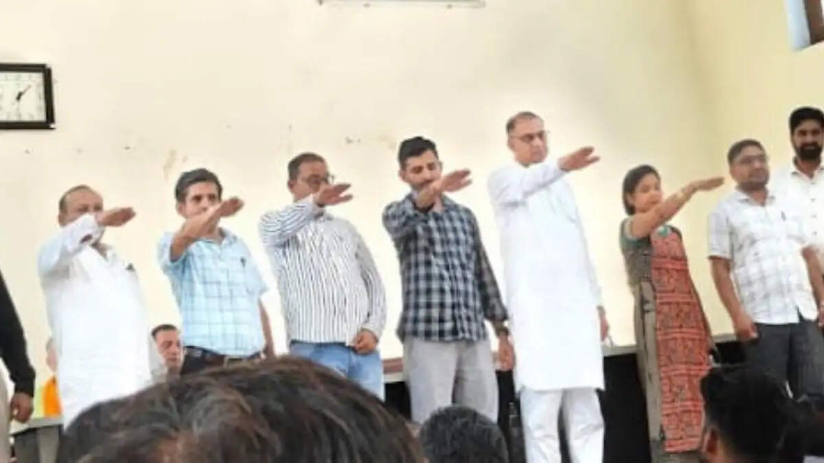 जिला पटवार एवं कानूनगो एसोसिएशन सिरसा की बनी नई कार्यकारिणी, दलबीर सिंह बिस्सू बने जिला प्रधान