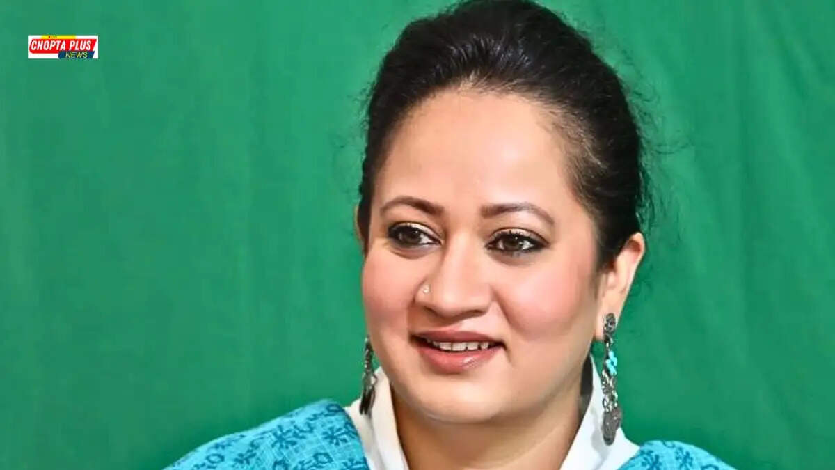 हरियाणा के मुख्यमंत्री नायब सिंह सैनी और स्वास्थ्य मंत्री आरती सिंह राव 